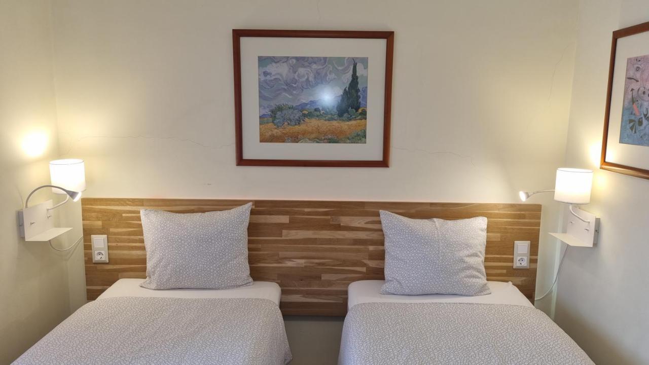 Margarida Guest House - Rooms Almada Exterior photo