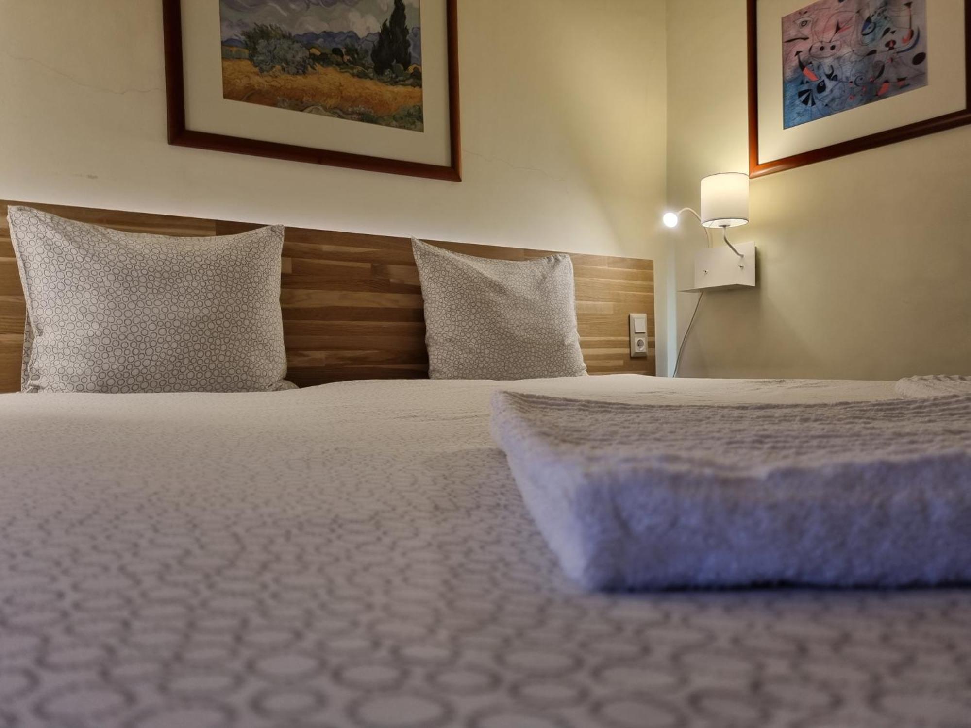 Margarida Guest House - Rooms Almada Exterior photo